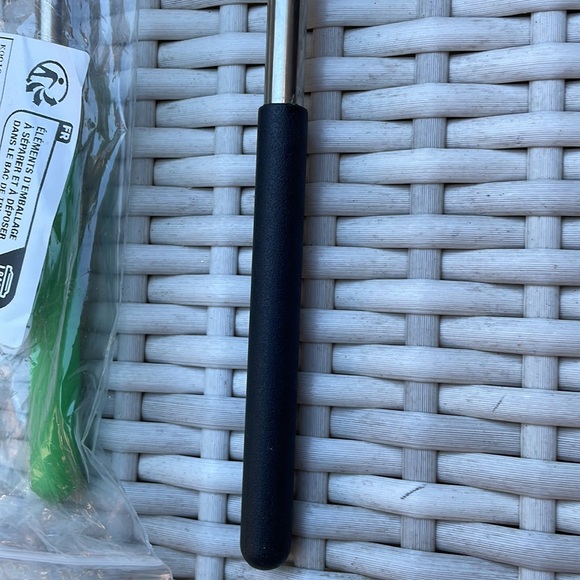 NEW- Skeleton /Ghost Hand Back Scratcher - Picture 5 of 7